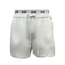 GCDS ESSENTIALS BOXER DA MARE WHITE CON ELASTICO WHITE IN VITA CON LOGO LETTERING BLACK 