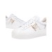 NERO GIARDINI SNEAKERS IN PELLE CON DETTAGLIO LOGO IN METALLO ORO 
