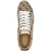 Guess Sneakers in tessuto beige con logo All Over