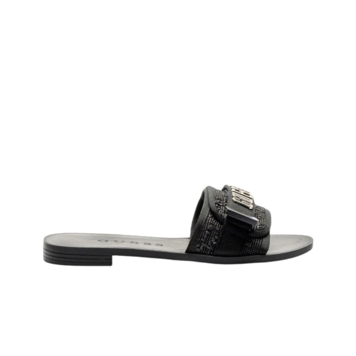 GUESS CIABATTINA NERA CON  LOGO METALLO 