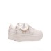 Windsor Smith Sneakers Bianca con logo e catenella in oro laterale