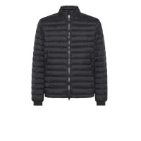 Peuterey Giubbotto Nero leggermente imbottito realizzato in nylon ultraleggero