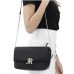 JOHN RICHMOND BORSA BIG NERA A TRACOLLA IN PELLE CON INIZIALI DEL LOGO ARGENTO 