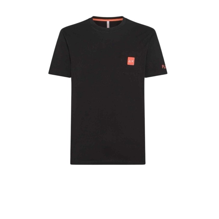 SUN68 T-SHIRT IN COTONE A MANICA CORTA BLACK CON PATCH ORANGE FLUO CON LOGO SUN68 WHITE	