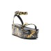 Versace Jeans Couture Sandali da Donna neri con stampa Barocco all over