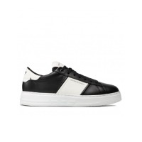 Emporio Armani Sneakers in pelle Nera con inserti a contrasto bianco ai lati e logo lettering