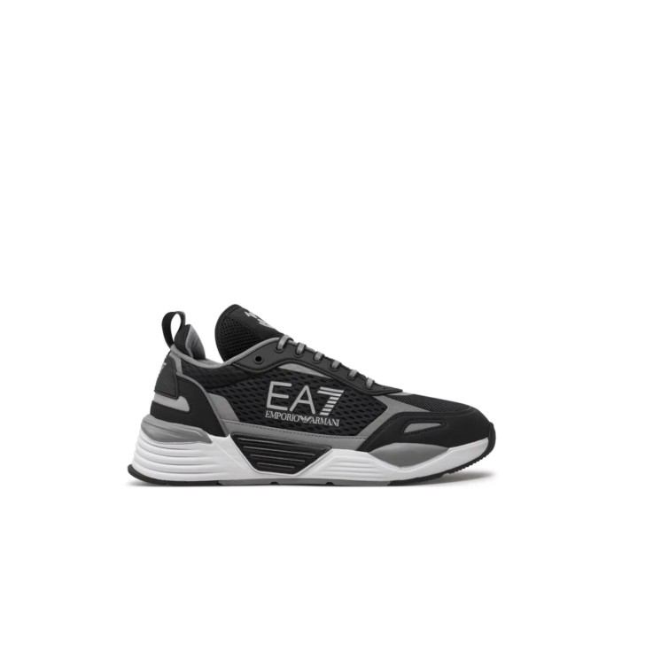 EA7 EMPORIO ARMANI SNEAKERS NERA DA UOMO CON LOGO LATERALE 