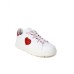 Love Moschino Sneakers in pelle Bianca con applicazione laterale rosso in metallo con logo